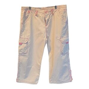 UNIONBAY Beige Capris with Pink Contrast Stitching